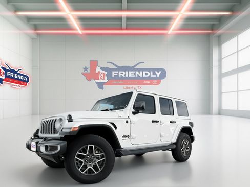 New 2025 Jeep Wrangler Unlimited Sahara AWD/4WD image 1