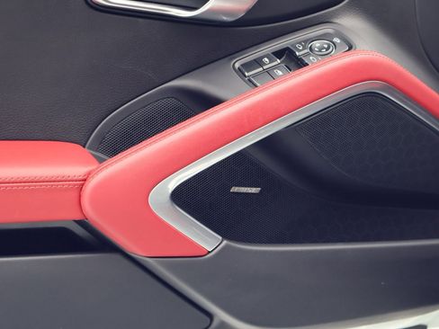 Certified 2022 Porsche 718 Boxster RWD image 15