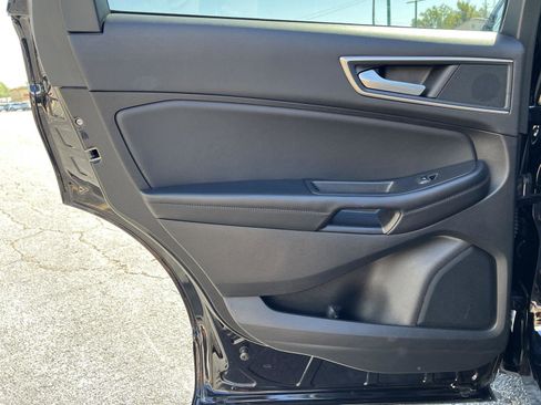 Used 2024 Ford Edge SEL image 15