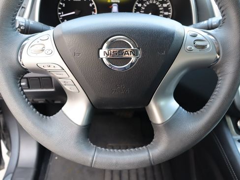 Used 2017 Nissan Murano SL FWD image 11