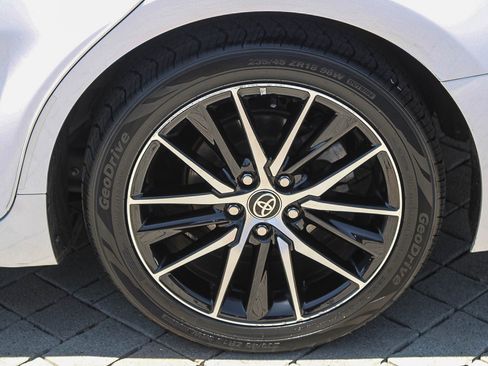 Certified 2023 Toyota Camry SE FWD image 10
