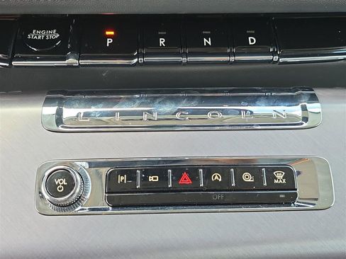 New 2025 Lincoln Aviator 2WD w/ Equipment Group 101A image 20