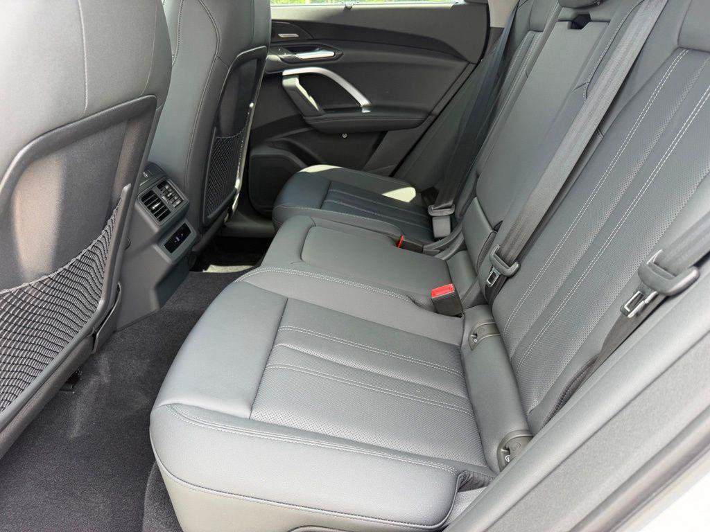 New 2026 Audi Q5 Premium Plus AWD/4WD image 11