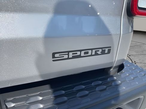 Used 2020 Jeep Gladiator Sport w/ Quick Order Package 24S AWD/4WD image 30