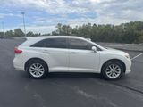 Used 2010 Toyota Venza image 2
