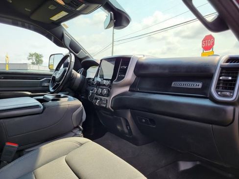 Used 2022 RAM 1500 Big Horn AWD/4WD image 29