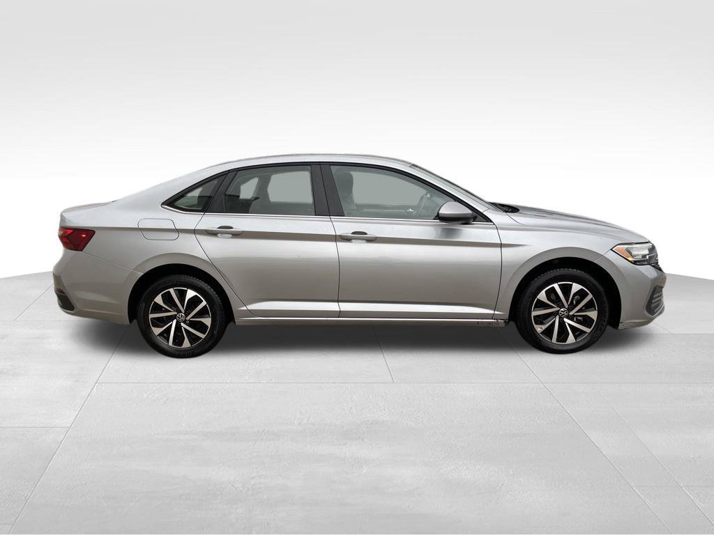 Used 2024 Volkswagen Jetta S FWD image 4
