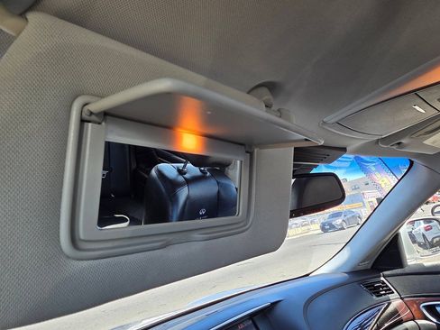 Used 2012 INFINITI M35 w/ Premium Pkg RWD image 20