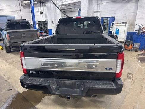 Used 2019 Ford F250 Platinum w/ Platinum Ultimate Package image 7