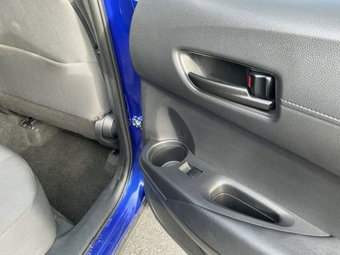 Used 2023 Toyota Corolla Cross LE image 26