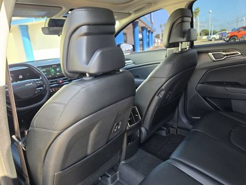 Used 2026 Kia Sportage EX w/ EX Panorama Roof Package FWD image 11