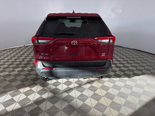 Used 2023 Toyota RAV4 LE AWD/4WD image 6