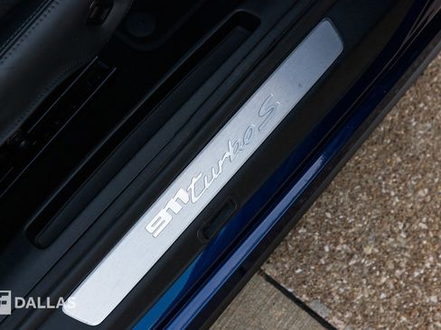 Used 2021 Porsche 911 Turbo image 36