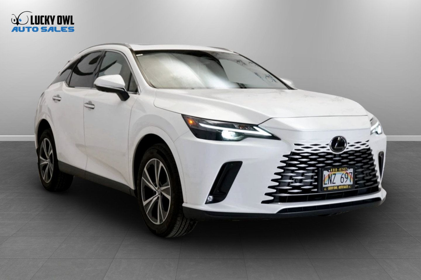 Used 2024 Lexus RX 350 FWD image 3