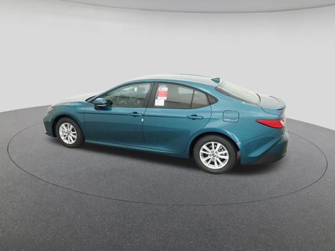 New 2025 Toyota Camry LE image 4