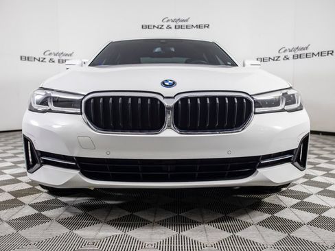 Used 2023 BMW 530e w/ Convenience Package RWD image 5