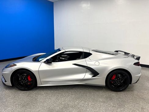 Used 2020 Chevrolet Corvette Stingray Premium Cpe w/ 3LT Preferred Equipment Group image 6