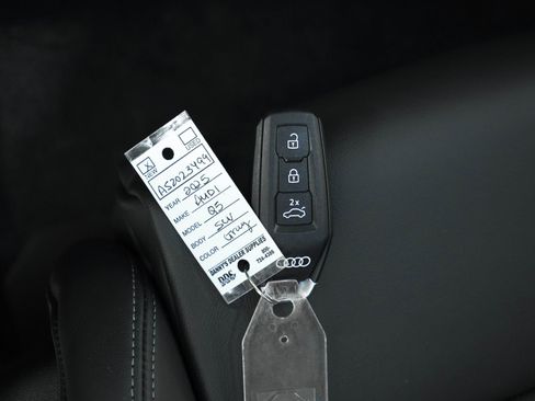 New 2025 Audi Q5 Premium Plus image 29