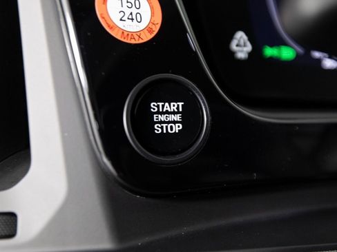 New 2026 Porsche Cayenne S image 26