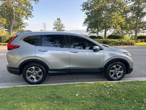Used 2018 Honda CR-V EX image 8
