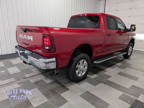 Used 2026 RAM 2500 Big Horn AWD/4WD image 5