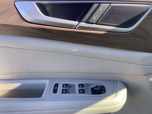 Certified 2025 Volkswagen Atlas SE w/ Panoramic Sunroof Package image 21