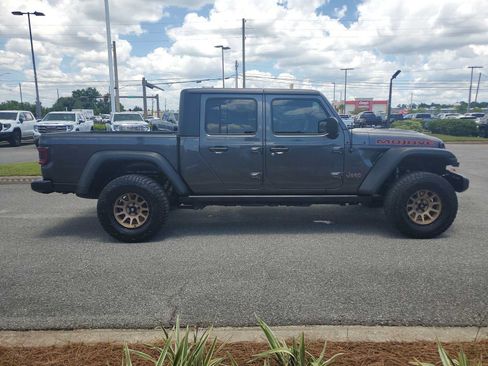 Used 2023 Jeep Gladiator Mojave w/ Trailer Tow Package AWD/4WD image 8