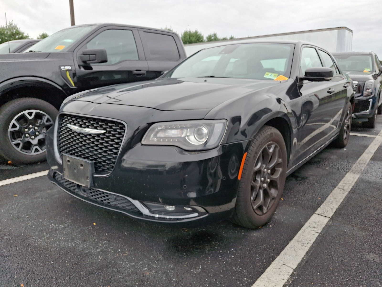 Used 2019 Chrysler 300 S w/ 300S Premium Group AWD/4WD image 3