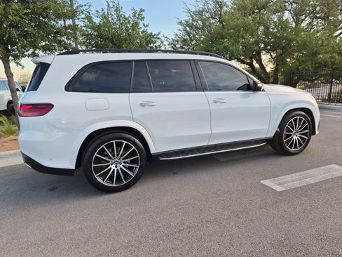 Used 2026 Mercedes-Benz GLS 580 4MATIC image 10