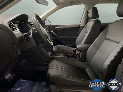 Used 2023 Volkswagen Tiguan SE w/ Panoramic Sunroof Package image 69