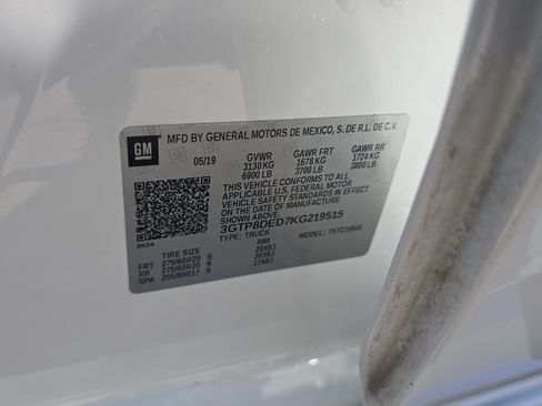 Used 2019 GMC Sierra 1500 SLT w/ SLT Premium Plus Package RWD image 34