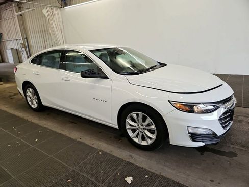 Used 2022 Chevrolet Malibu LT FWD image 3
