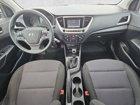 Used 2021 Hyundai Accent SE image 17