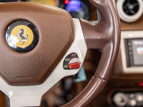 Used 2012 Ferrari California image 24