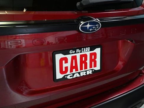 Used 2025 Subaru Forester Premium AWD/4WD image 13