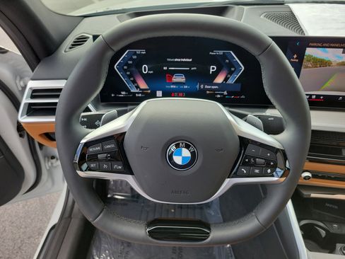 Used 2025 BMW 330i Sedan RWD image 27