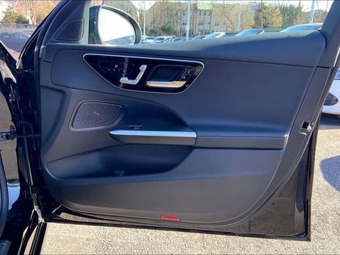 Used 2025 Mercedes-Benz C 300 C 300 image 19