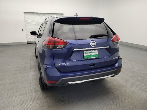 Used 2020 Nissan Rogue SV image 6