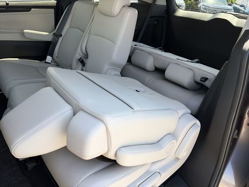 Used 2025 Honda Odyssey EX-L image 24