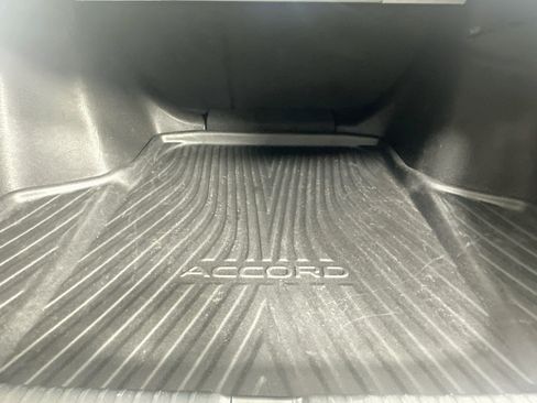 Used 2024 Honda Accord EX image 7