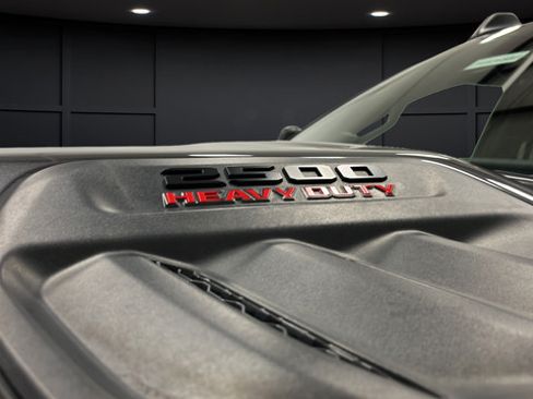 Used 2024 RAM 2500 Laramie w/ Night Edition AWD/4WD image 40