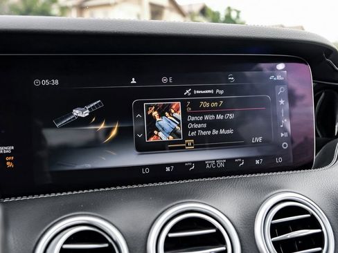 Used 2019 Mercedes-Benz S 560 4MATIC Coupe image 25