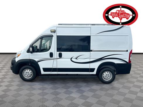 Used 2023 RAM ProMaster 1500 w/ Driver Convenience Group FWD image 4