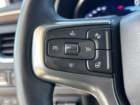 Used 2023 Chevrolet Tahoe LT w/ LT Signature Package image 19