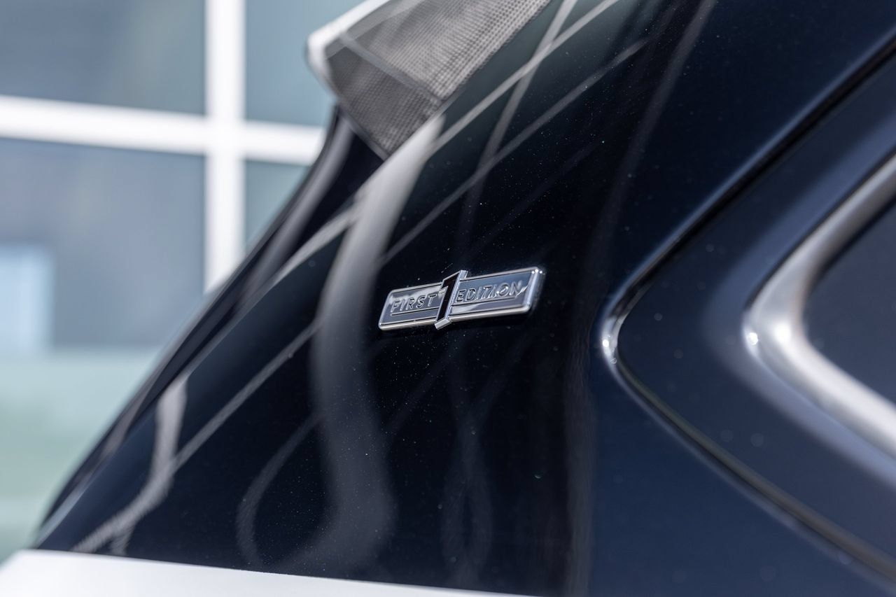 Certified 2023 Bentley Bentayga Extended Wheelbase AWD/4WD image 14