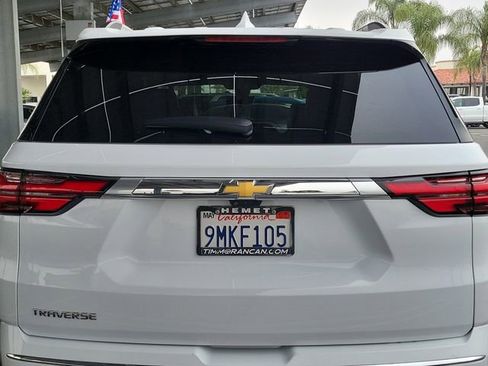 Certified 2023 Chevrolet Traverse High Country FWD image 27