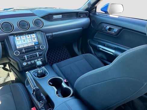 Used 2018 Ford Mustang Convertible w/ Equipment Group 101A image 22