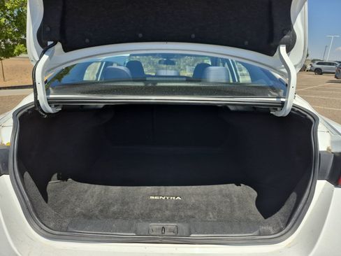 Used 2024 Nissan Sentra SV FWD image 21