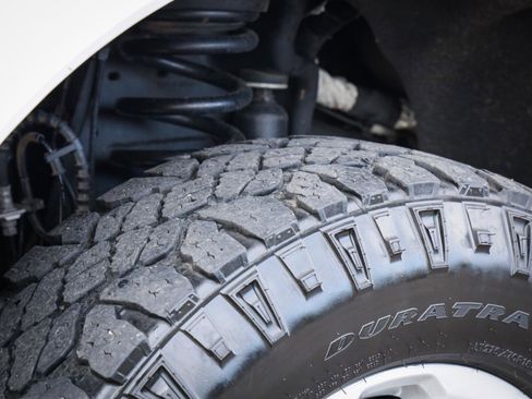 Used 2023 Ford F350 XLT w/ FX4 Off-Road Package image 10