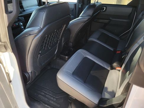 Used 2023 Ford Bronco Big Bend image 14